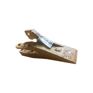 with the left side holding the Dipper teeth 423-T74-1120