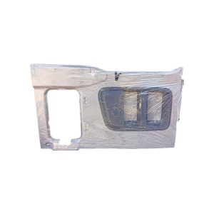 Inner trim panel on the right side YG1674610032
